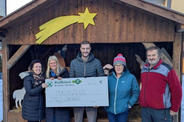 Donazione di San Nicolò dall&#039;Associazione Verschönerungsverein Chienes